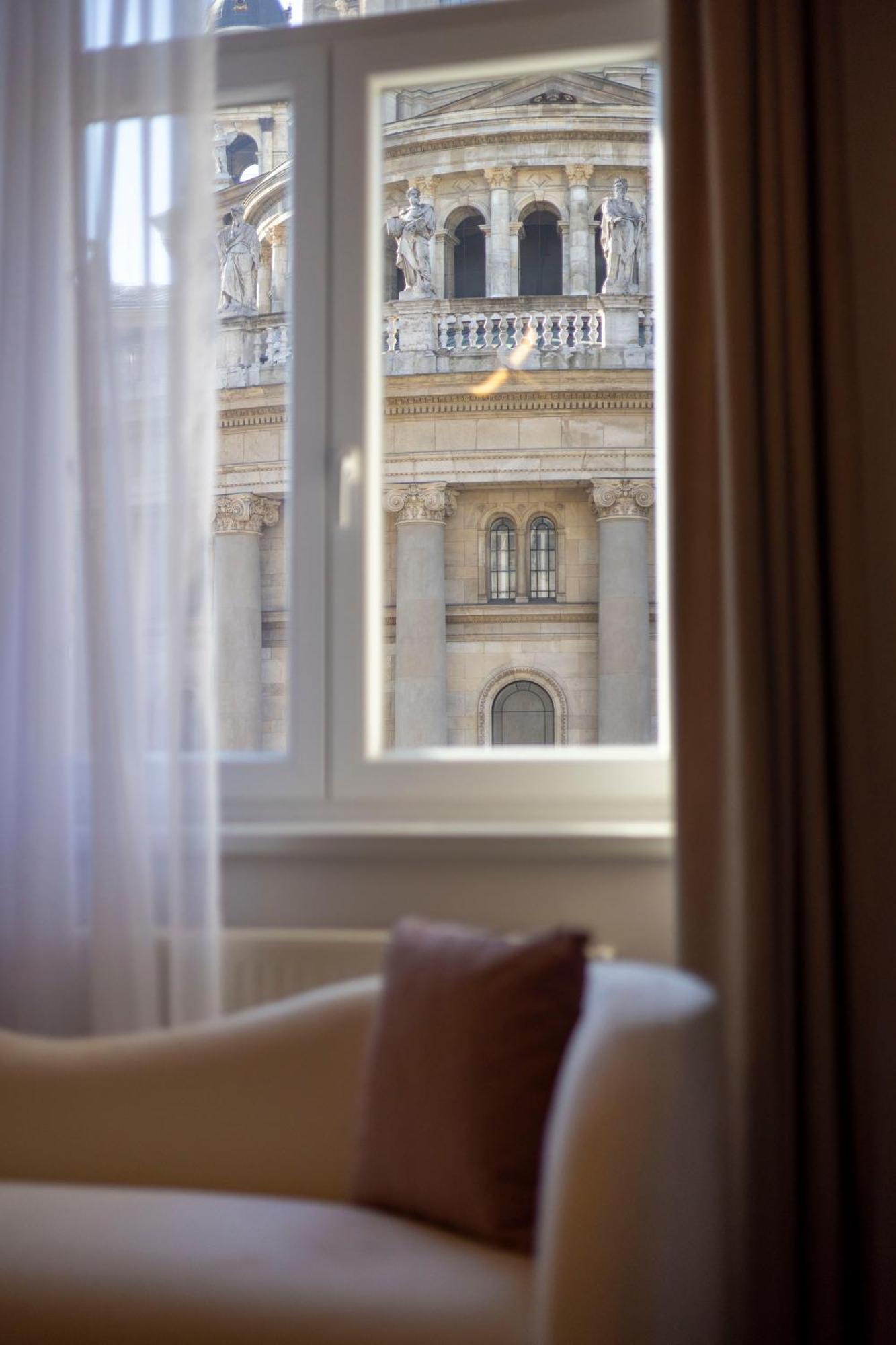 Luxurious Central Apartment W/ A Stunning View To The Basilica Budapest Eksteriør bilde